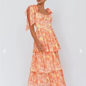 Selfie Leslie Arlowe Tied Shoulder Tiered Midi Dress Flora